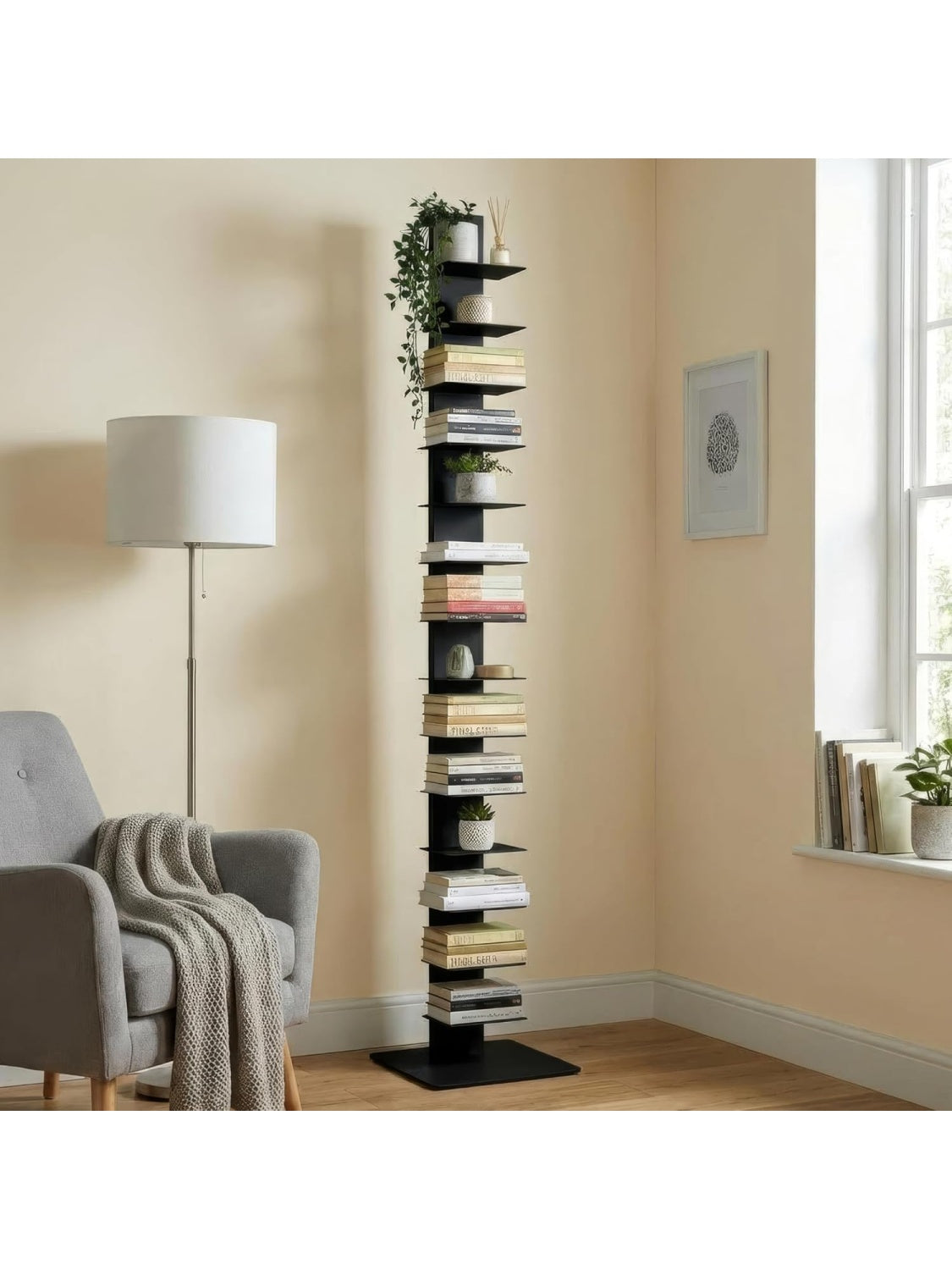 Estanteria Vertical Metalica de 14 Niveles con Diseno Moderno para Libros y Decoracion
